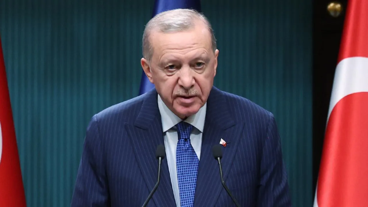 Cumhurbaşkanı Erdoğan, 6 Ocak 2025'te Kamuoyuna Hitap Ediyor