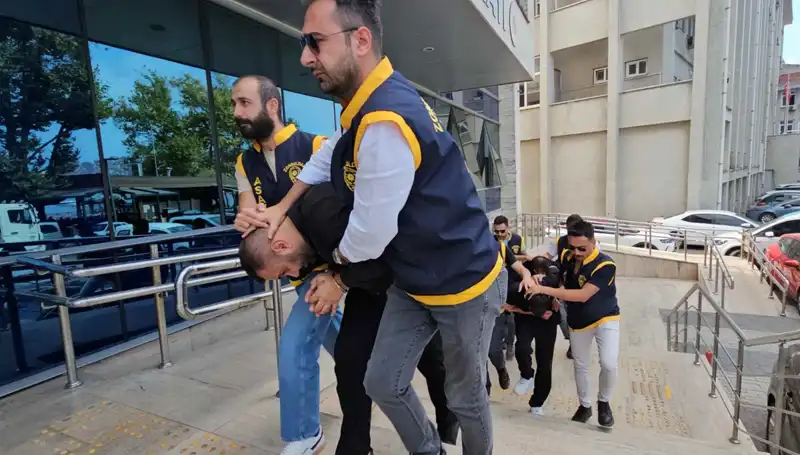 FETÖ Yalanlarıyla Milyonlarca Liralık Vurgun: Gerçekler Ortaya Çıktı