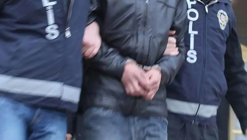 Konya'da Dev Dolandırıcılık Operasyonu: 13 Kişi Tutuklandı!