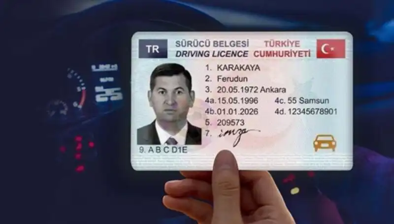 Eski Tip Sürücü Belgesi Sahipleri İçin Yenileme Süresi Hızla Yaklaşıyor!