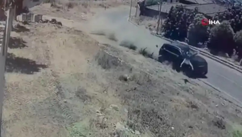 15 Yaşındaki Genç Sürücü, Yayaya Çarptı ve Hayatını Kaybettirdi!