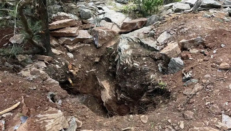 Eski Vali ve Emekli Albay Define Avında; Neler Oldu?