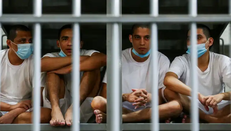 El Salvador'dan Venezuela'ya Çarpıcı Siyasi Tutuklu Teklifi Sunuldu