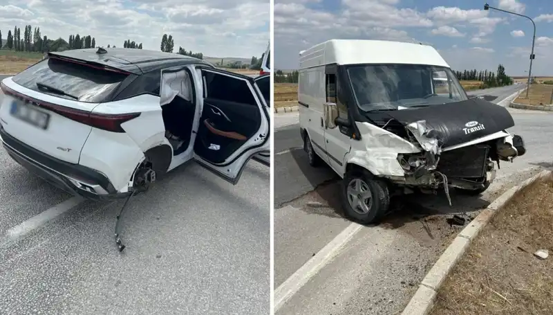 Çorum’da Yaşanan Kaza: İki Araç Kafa Kafaya Çarpıştı, Yaralılar Var!