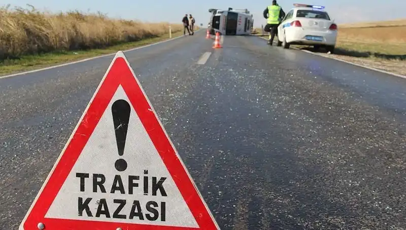 Niğde'de Feci Zincirleme Kaza: 16 Kişi Yaralandı, Detaylar Şoke Edici!