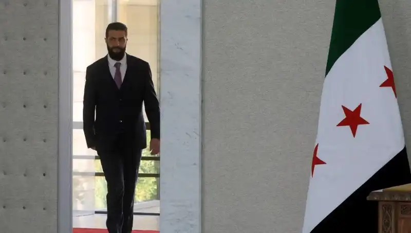 Fransa, Suriye için Yeni Bir Dönem Başlatmaya Hazırlanıyor