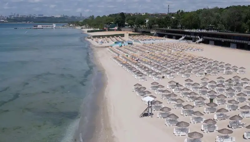 İstanbul Plajlarında 2025 Ücretleri: Sarıyer, Florya ve Adalar Hakkında Detaylar